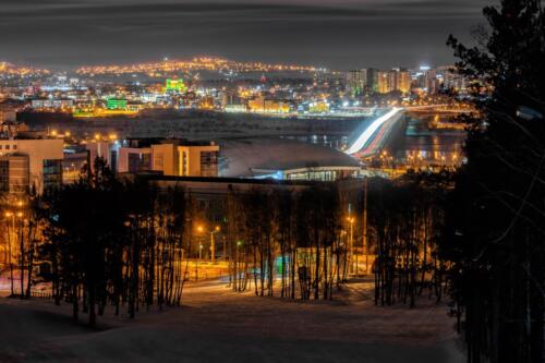 Обзорный вид на Иркутск ночью